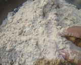 आटे के मीठे पूडे (aate ke meethe pude recipe in hindi) रेसिपी चरण 2 फोटो
