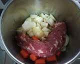 Foto del paso 2 de la receta: Solomillo con salsa de zanahoria y cebolla