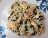 Foto del paso 1 de la receta: Receta de aprovechamiento. Arroz con pollo, bacon y espinacas