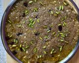 A picture of step 5 of Khorak (sindhi sweet).