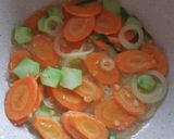 Foto langkah ke 2 dari resep Capcay Sayur Sosis.