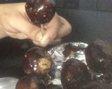 A picture of step 3 of Oats and dry fruit lollipop.