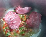 Foto del paso 1 de la receta: Carrilleras de cerdo en salsa Hispana