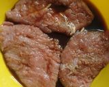Foto langkah ke 1 dari resep Steak Sapi Saus Jamur.