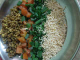 स्टीम हेल्दी स्प्राऊट (steam sprout recipe in marathi)