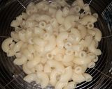 Foto langkah ke 1 dari resep Macaroni Cheese Ball.