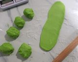 Foto langkah ke 2 dari resep Killer toast pandan rebake resep tintin rayner/Roti tawar sobek.