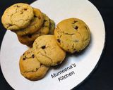 A picture of step 8 of Caramel chocolate chips cookies.