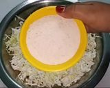 A picture of step 1 of Crispy cabbage pakoda.