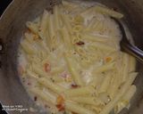 A picture of step 8 of Creamy White Sauce Pasta.