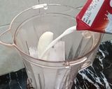 A picture of step 3 of Super Milk Shake.