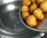 A picture of step 7 of Dahi Bhalle Dahi Wada.