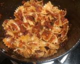 A picture of step 4 of Arrabbita sauce Pasta.