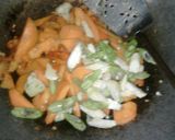 Foto langkah ke 4 dari resep Capcay udang pedas.