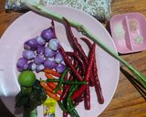 Foto langkah ke 1 dari resep Tempe Goreng Sambal Matah.