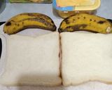 Foto langkah ke 1 dari resep Roti Bakar Gulung Pisang Keju.