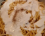 Foto del paso 4 de la receta: Espaguetis con nata y picada de criollo