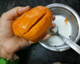 A picture of step 2 of Mango icecream.