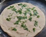 गव्हाच्या पिठाची तंदुरी रोटी (Gavhyachya pithachi tandoori roti recipe in marathi) रेसिपी स्टेप 3 फोटो 