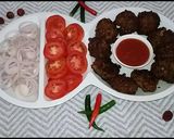 A picture of step 6 of Kachay Qeemay ke kebab.