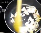 A picture of step 1 of Veg spring rolls.