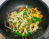 A picture of step 5 of Pad Thai with Shirataki Noodles and Fresh Shrimp.