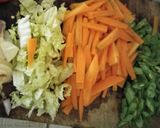 Foto langkah ke 1 dari resep Tumis buncis wortel.