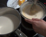 Foto del paso 3 de la receta: Crema pastelera tradicional con toque de Paco Torreblanca