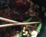 Foto langkah ke 3 dari resep Nasi gurih magic com extra ayam dan sayur.