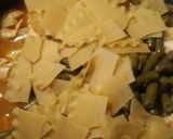A picture of step 3 of Autumn Chicken Broken Noodles.