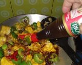 Foto langkah ke 3 dari resep Tumis tahu kecap pedas.