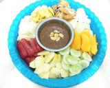 Foto langkah ke 4 dari resep Rujak Buah Manis.