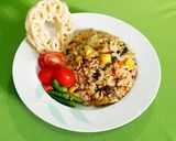 Foto langkah ke 6 dari resep Nasi Goreng Bawang ala Tin.