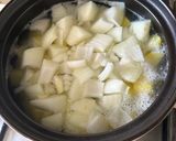 A picture of step 4 of [Easy] Tomato based potato and minced pork stew (Patate al ragù).
