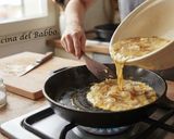 Foto del passaggio 4 della ricetta Frittata di Cipolla