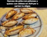 Foto del paso 8 de la receta: Gyozas de piña con piñones y queso con obleas en Airfryer o sartén tu eliges