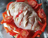 Foto del paso 2 de la receta: Pechuga de pollo al horno con guarnición
