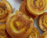 Foto langkah ke 4 dari resep Cinnamon Roll.
