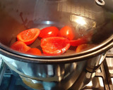 Foto del paso 8 de la receta: Pizza de pepperoni con una salsa de tomate casera
