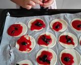Foto del passaggio 4 della ricetta Pizzette di Halloween
