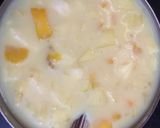 A picture of step 6 of Fruit custard.