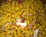 A picture of step 4 of Stir fry pasta😍.