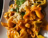 A picture of step 8 of Red Pasta with Cheese and Basil.