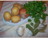 Foto del paso 3 de la receta: Níscalos con patatas y caracoles