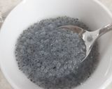عکس مرحله 1 از دستور شربت عرق نعنا با تخم شربتی