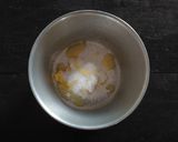 Foto langkah ke 1 dari resep Butter Cream (No Mixer).