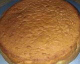 A picture of step 11 of Fluffy vanilla sponge cake.