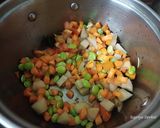 A picture of step 1 of Lima beans pulao.