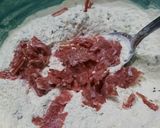 Foto del paso 5 de la receta: Pancitos con salame y semillas