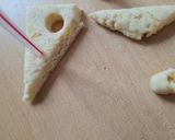 Foto del paso 2 de la receta: Scones de queso 🧀 con formita de quesito